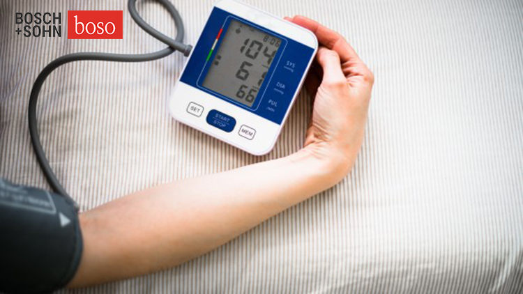 Cách đọc nhịp tim trên máy đo huyết áp được thực hiện đúng sẽ giúp bạn phát hiện sớm các vấn đề về tim