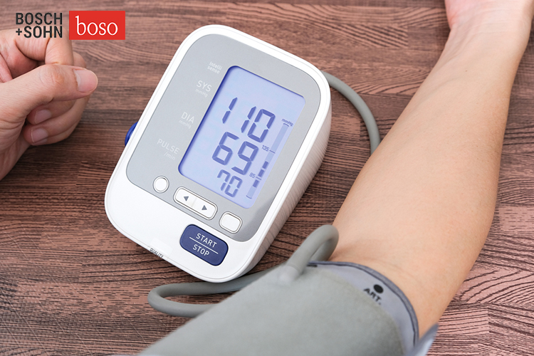Thực hiện cách đọc máy đo huyết áp thích hợp để có được kết quả đọc chính xác