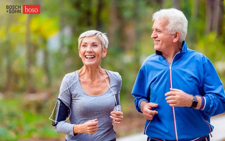 Tập thể dục thường xuyên là một cách điều trị cao huyết áp vô căn, giúp tăng cường sức khỏe tổng thể