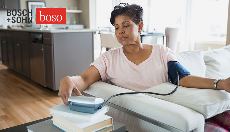 Theo dõi huyết áp tại nhà có thể giúp bác sĩ chẩn đoán bệnh cao huyết áp sớm hơn